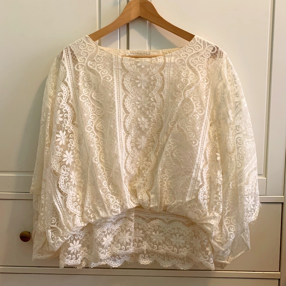 Anthropologie Beyond Vintage Lace Top Size M(size 6-8)